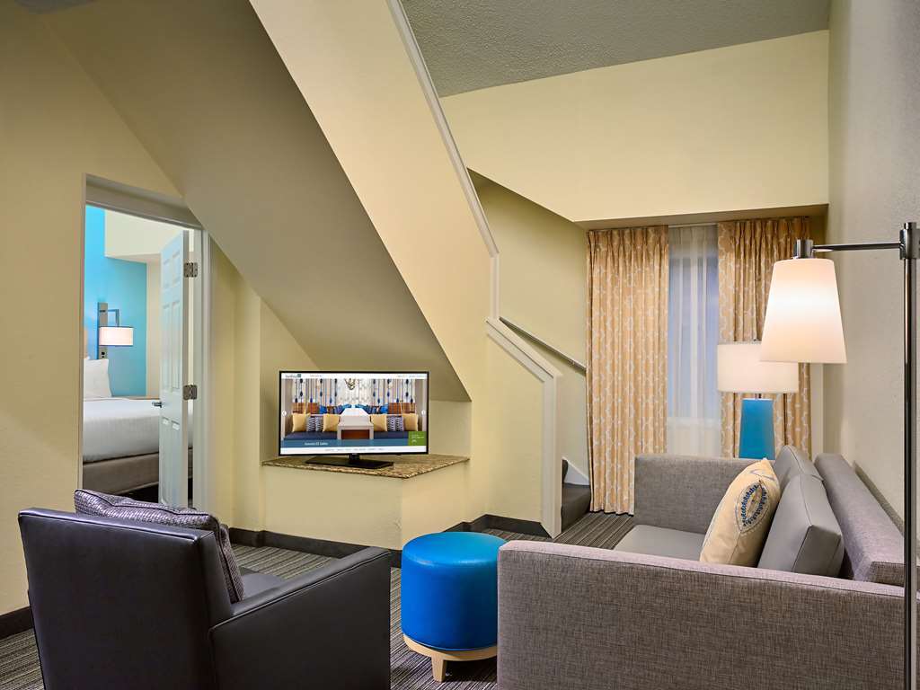 Sonesta Es Suites Cincinnati - Sharonville East Room photo